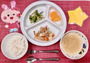 3月11日(月)の給食・おやつ