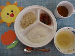 【4月12日(金)の給食・おやつ】