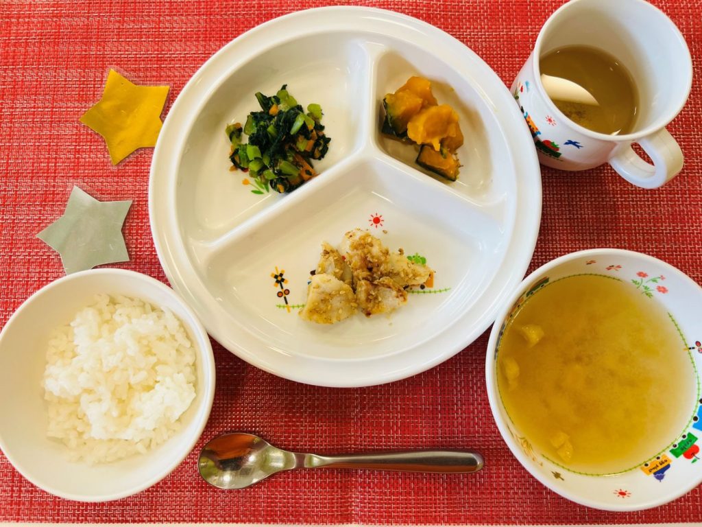 【6月21日(金)の給食・おやつ】