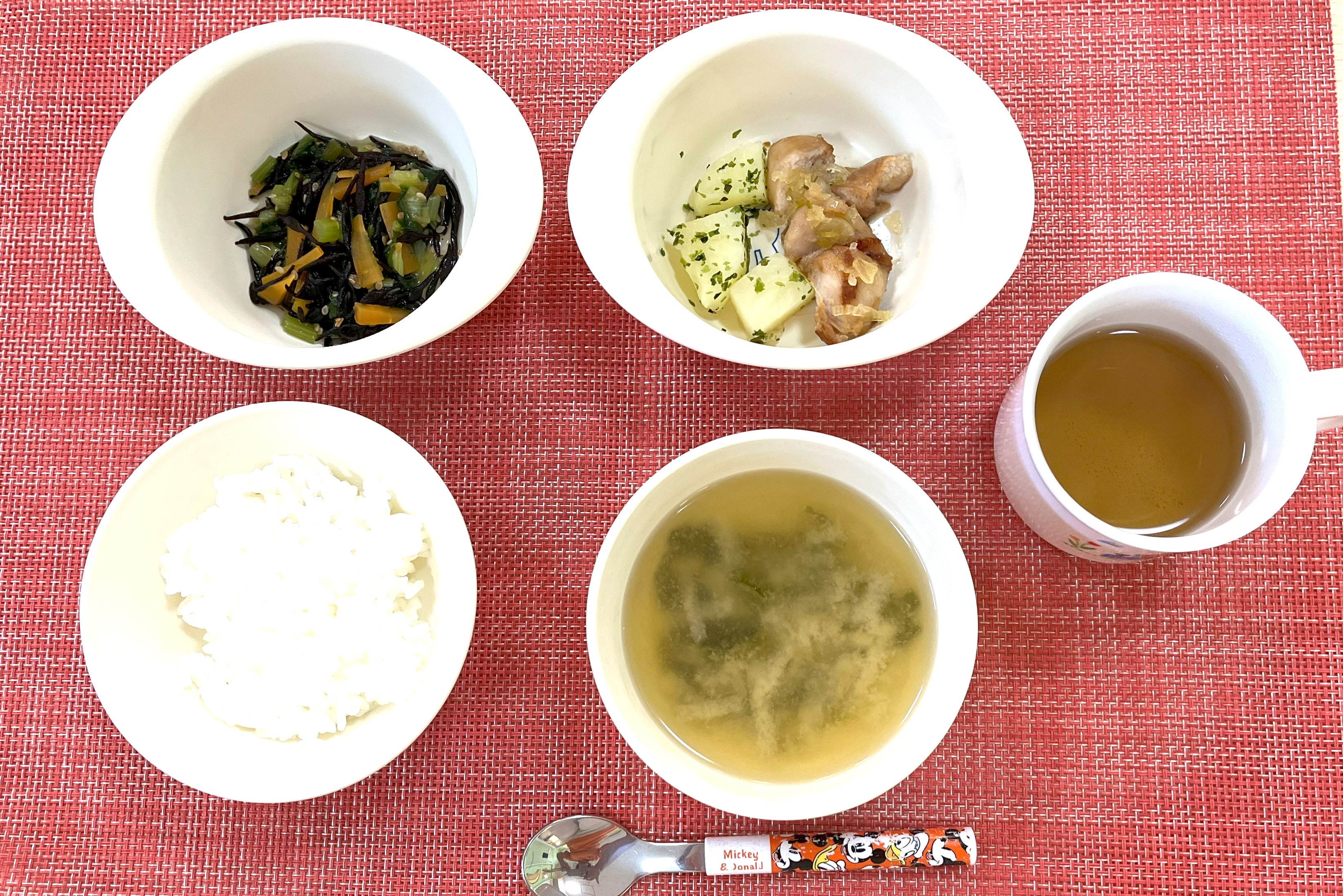 【7月27日㈯の給食・おやつ】