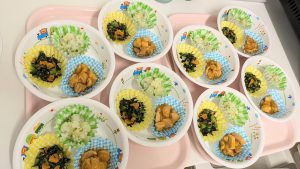 【10月23日㈬の給食・おやつ】