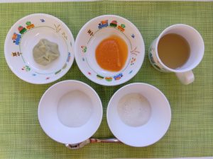 【11月18日㈪の給食・おやつ】
