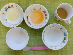 【5月１日㈭の給食・おやつ】