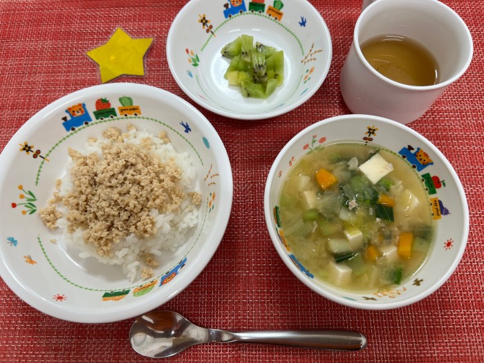 【9月10日㈬の給食・おやつ】