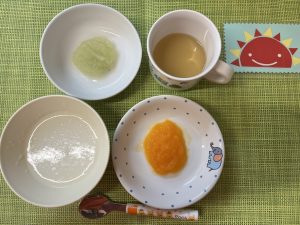 【10月3日㈮の給食・おやつ】