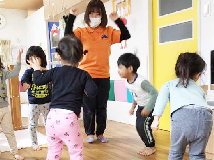 豊かな感性や表現力を伸ばすリトミック