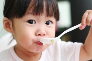 チョコレートをお子さんが食べてしまったときの対処法