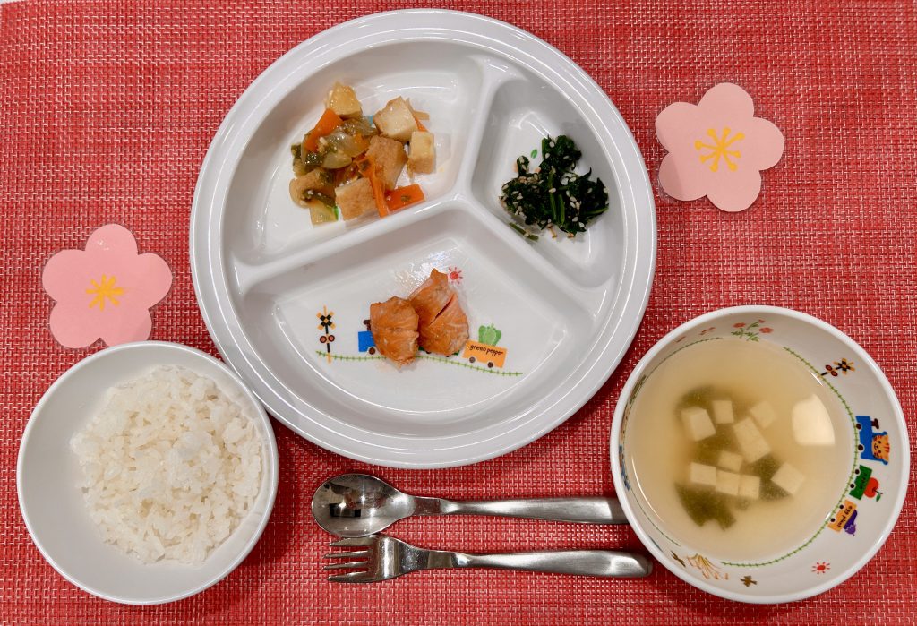 1月10日(水)の給食・おやつ