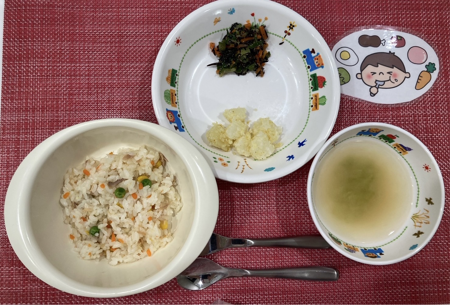2月10日(土)の給食・おやつ