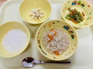 3月4日(木)の給食・おやつ