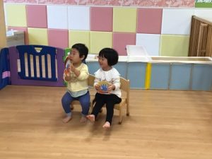 10月のお誕生日会?＆絵本の読み聞かせ♪