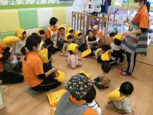 避難訓練＆絵本の読み聞かせ?