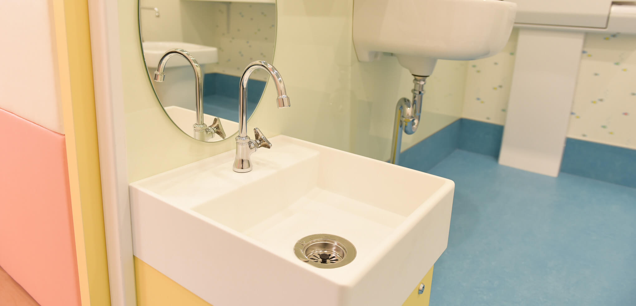 子ども用洗面所