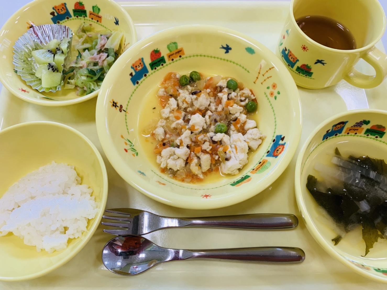 ６月６日(火)の給食・おやつ