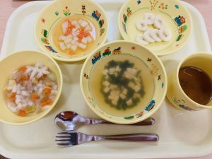 2月10日(木)の給食・おやつ