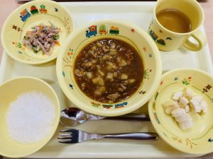 3月2日(水)の給食・おやつ