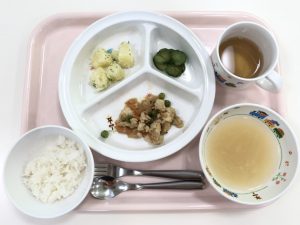 4月2日(土)の給食・おやつ