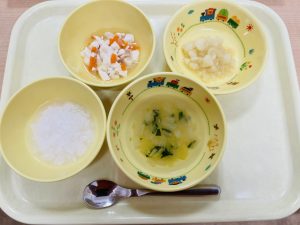 4月4日(月)の給食・おやつ