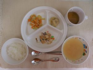 5月18日（木）の給食・おやつ