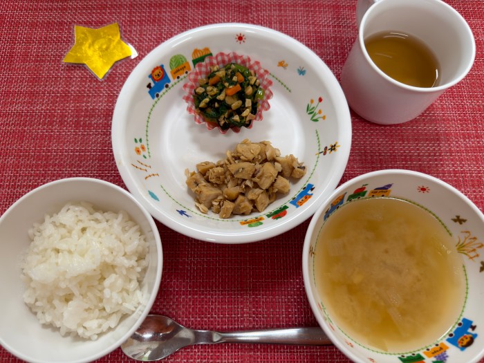 【1月6日㈫の給食・おやつ】