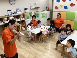 8月絵本の読み合い「ひまわり」