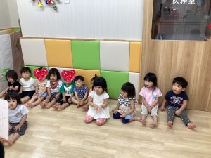 9月絵本読み合い「たいふうがきた」