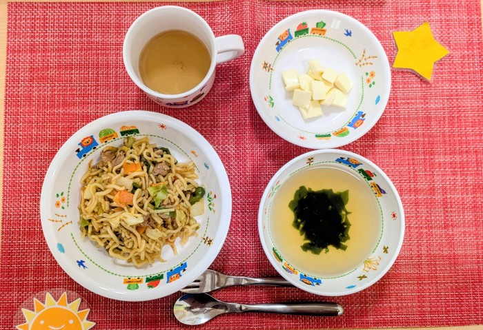【12月6日㈯の給食・おやつ】
