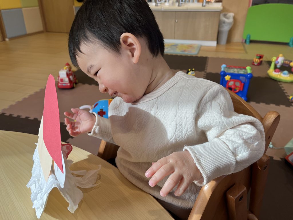 ０歳児制作遊び🎅サンタさん