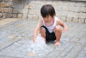 小さなお子さんの熱中症対策