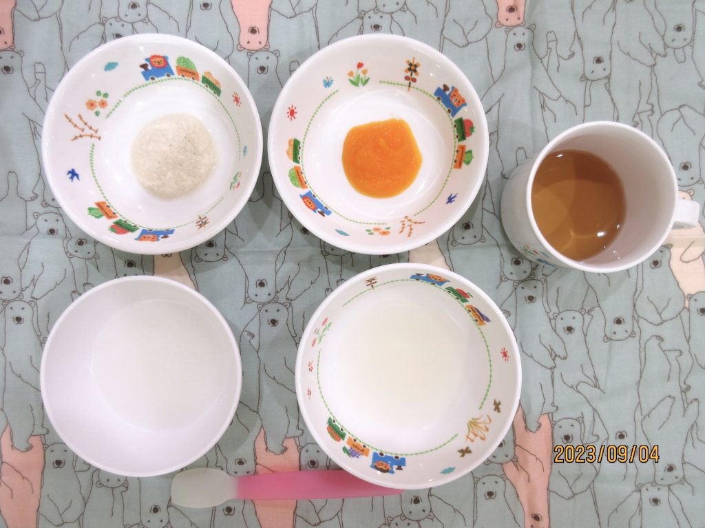 9月4日(月)の給食・おやつ