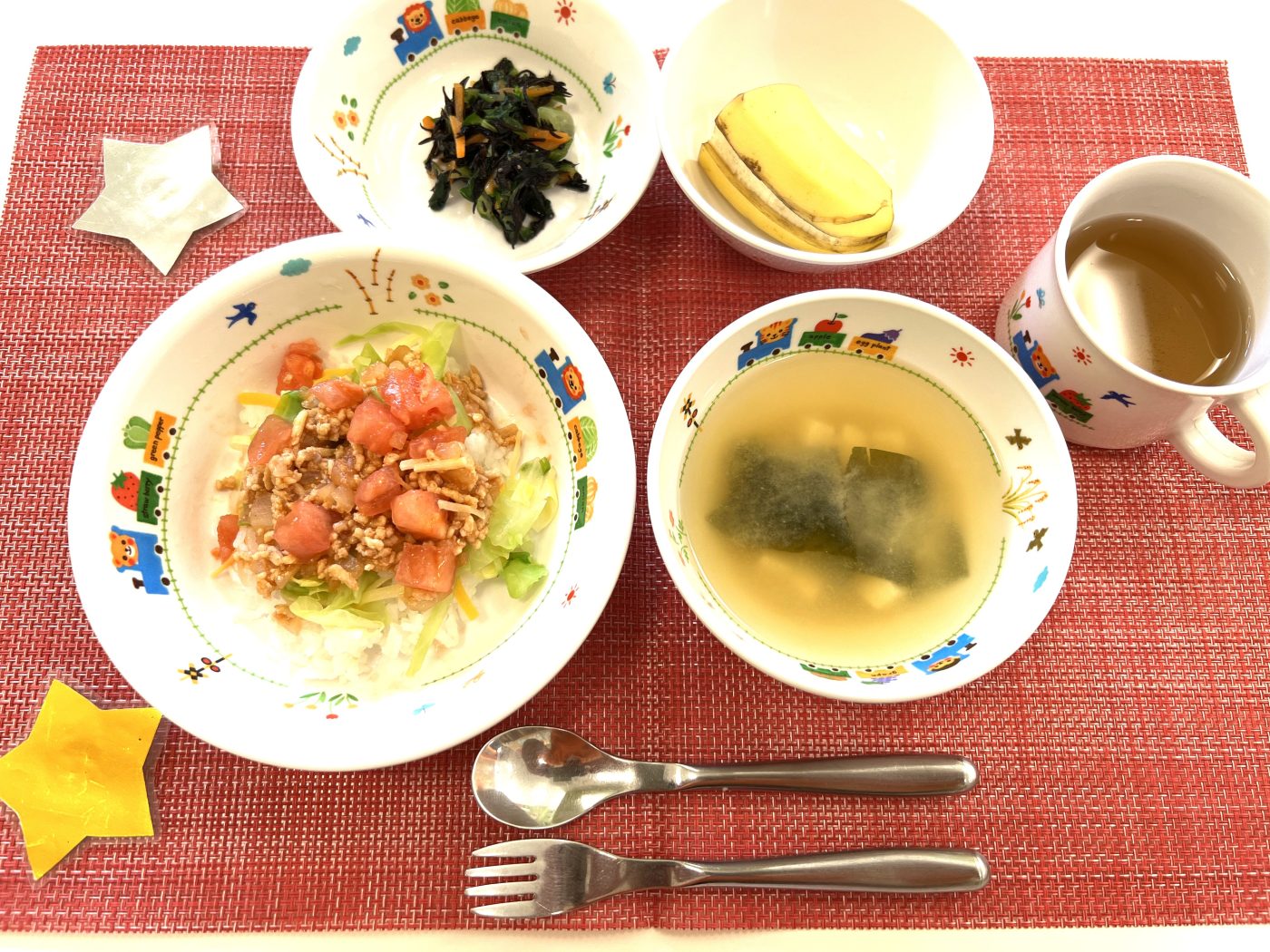 【11月7日㈭の給食・おやつ】