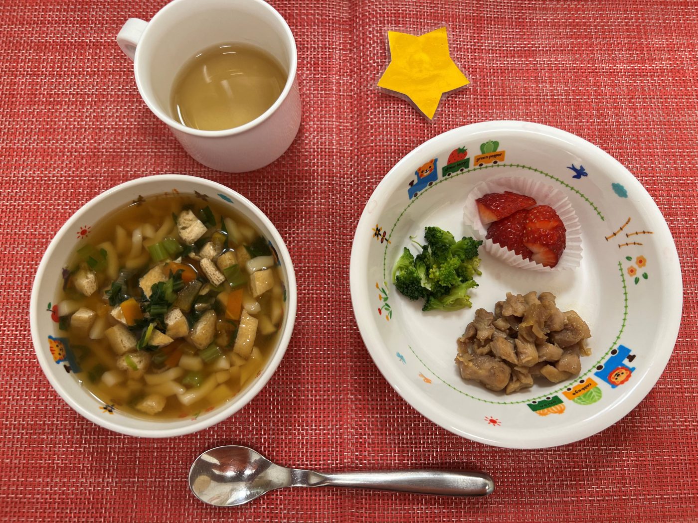 【4月5日㈯の給食・おやつ】
