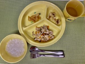 ９月８日(木)の給食・おやつ