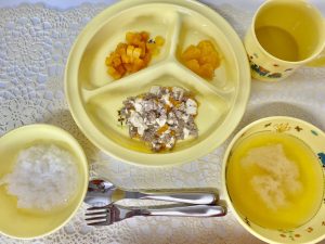 9月9日(金)の給食・おやつ