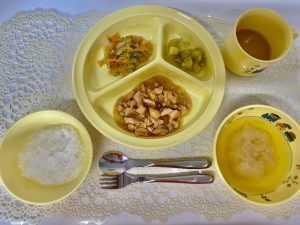9月13日（火）の給食・おやつ