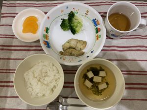 12月20日(火)の給食・おやつ