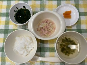 5月13日(土)の給食・おやつ