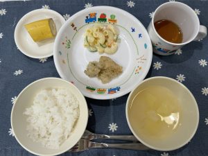 5月18日（木）の給食・おやつ