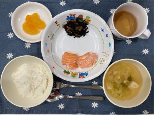 7月11日(火)の給食・おやつ