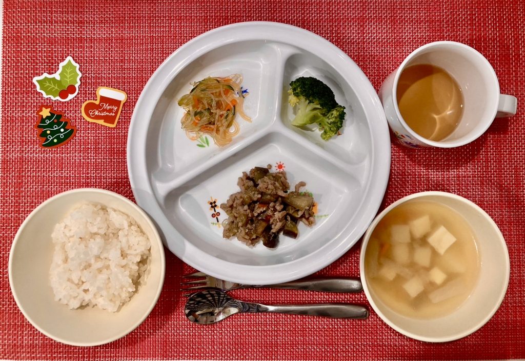 12月13日(水)の給食・おやつ