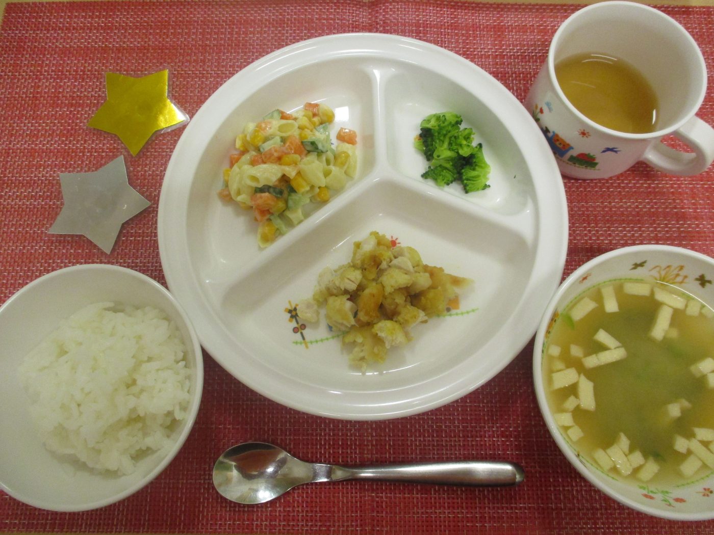 【12月27日㈮の給食・おやつ】