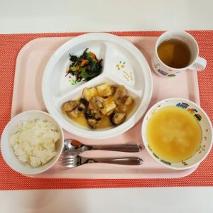 3月18日(土)の給食・おやつ