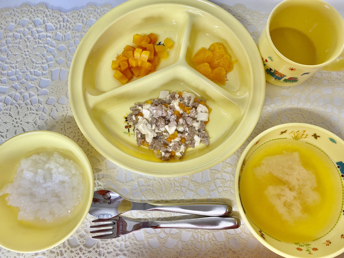 9月29日（木）の給食・おやつ