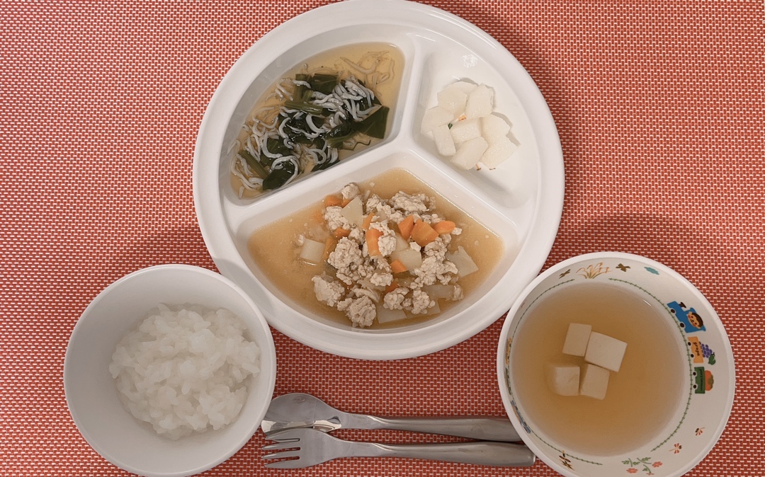 10月21日(金)の給食・おやつ