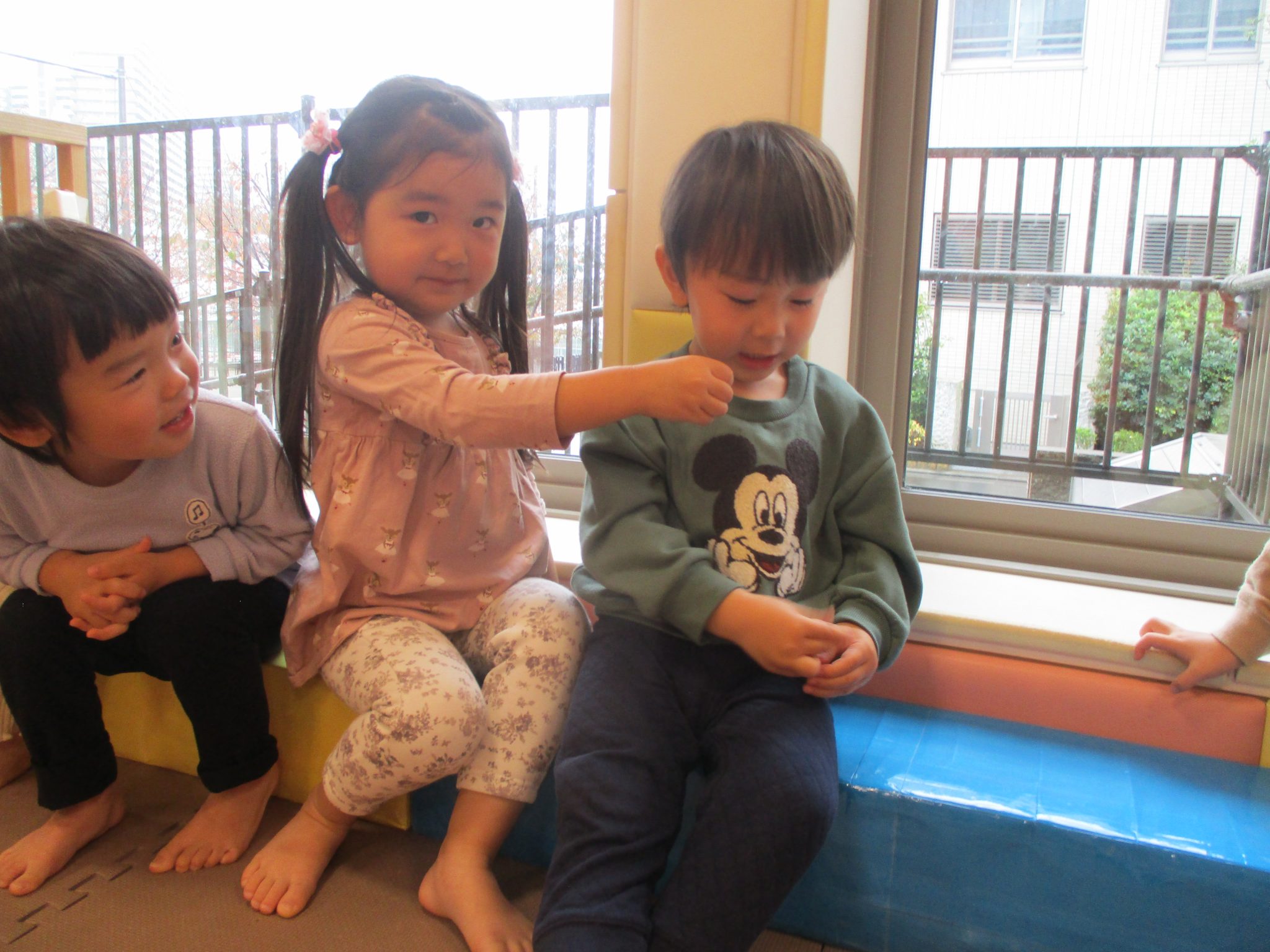 絵本紹介「おつきさまこんばんは」