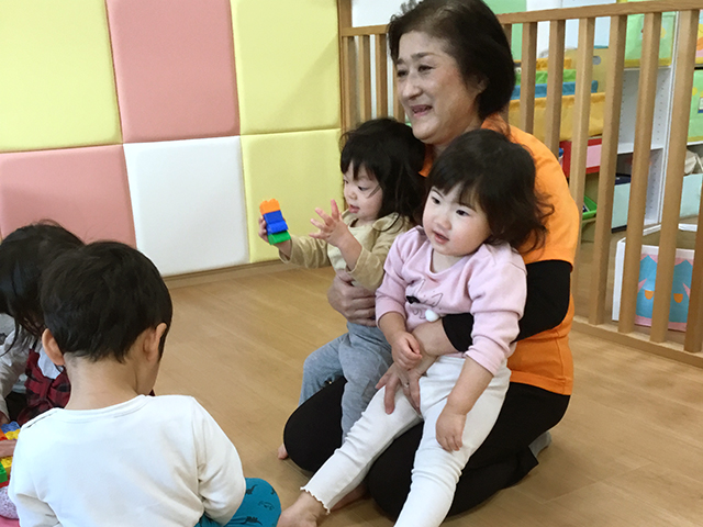 園長・<small></small> ようこ 先生について
